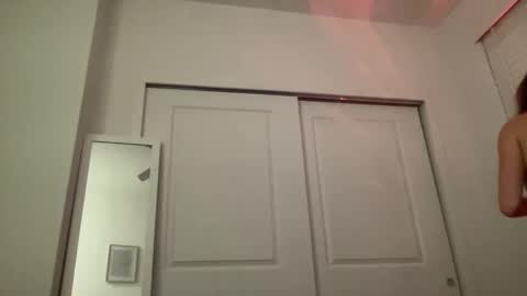 Snapshot of stassiethatsororitygirl chatting on 01/22/25, 05:05 Stassiethatsororitygirl online show from 01/22/25, 05:05