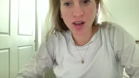 Snapshot of stassiethatsororitygirl chatting on 01/25/25, 02:14 Stassiethatsororitygirl online show from 01/25/25, 02:14