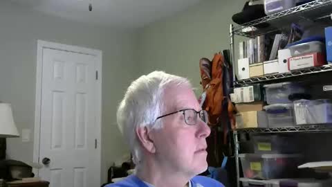 Snapshot of stasw20 chatting on 02/02/26, 10:30 stasw20 online show from 02/02/26, 10:30