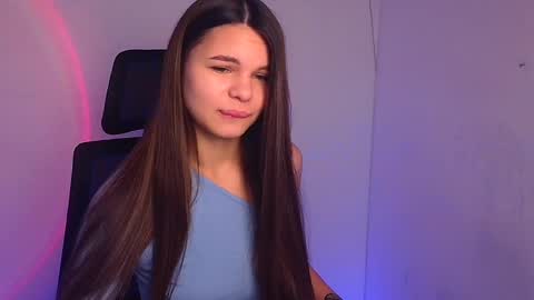 Snapshot of stasy_milk chatting on 01/02/25, 06:50 Stasy online show from 01/02/25, 06:50