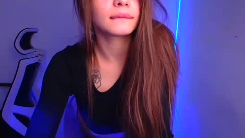 Snapshot of stasy_milk chatting on 01/25/25, 06:55 Stasy online show from 01/25/25, 06:55