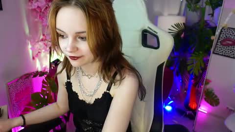 MONICA online show from 11/12/25, 01:33