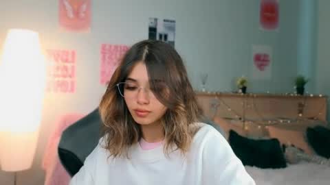 Sara online show from 05/30/26, 12:02