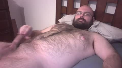 Snapshot of stealthytuna95 chatting on 04/15/26, 04:30 mike online show from 04/15/26, 04:30