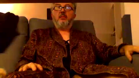 steb06 online show from 11/30/25, 08:24