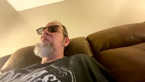 steel259373 online show from 09/20/25, 11:06