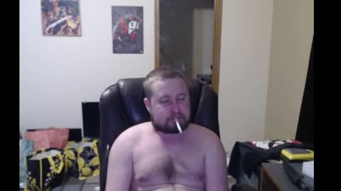 Snapshot of steelsings chatting on 12/22/24, 03:44 SteelSings online show from 12/22/24, 03:44