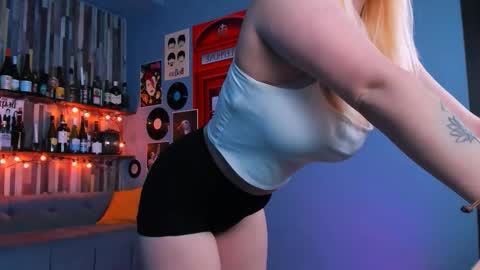 stef_nicks online show from 11/25/25, 09:09