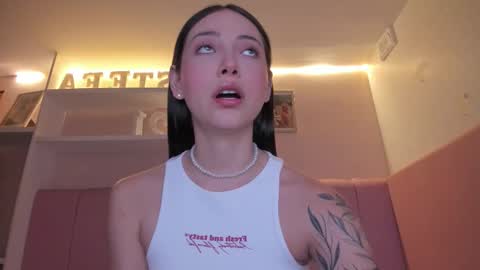 Stefa Gomez  online show from 02/11/26, 11:37