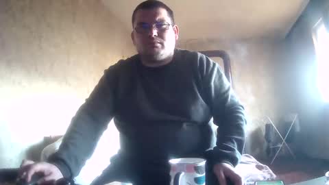 Snapshot of stefan90pt chatting on 01/29/25, 07:15 Stefan online show from 01/29/25, 07:15