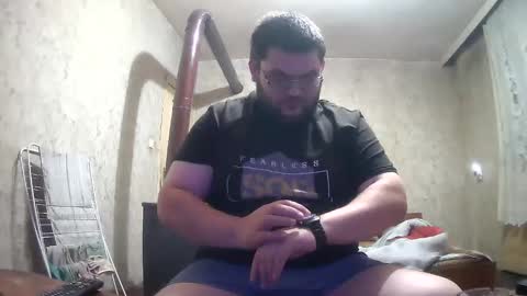 Snapshot of stefan90pt chatting on 10/26/25, 01:55 Stefan online show from 10/26/25, 01:55