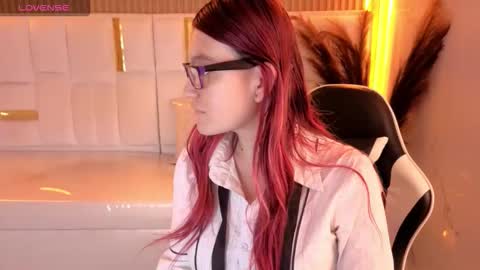 Stefania tp    730am - 1400 pm online show from 03/04/26, 12:33