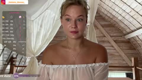 Snapshot of stefanie_collins chatting on 05/21/26, 03:35 Stefanie online show from 05/21/26, 03:35