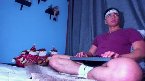 Stefann Salvatore online show from 01/05/25, 01:13