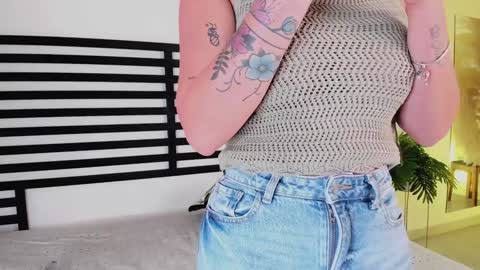 Stefanny   online show from 12/13/24, 04:05