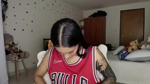 Im MiaIts my first day here  online show from 02/05/26, 02:05