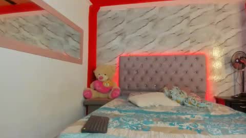 Snapshot of stefany_andruw chatting on 11/25/25, 02:33 stefany_andruw online show from 11/25/25, 02:33