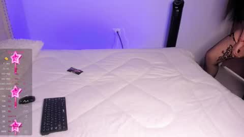 steffany_lopez_ online show from 03/01/25, 10:21