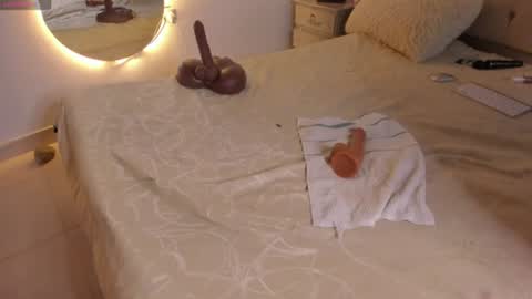 steffany_lopez_ online show from 07/31/26, 05:56