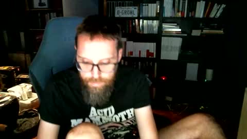 MeStef online show from 10/11/25, 09:46