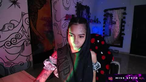   online show from 10/07/25, 04:42