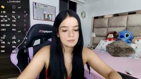 Stefany online show from 06/18/26, 11:53