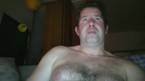 steki038434 online show from 12/31/24, 12:11