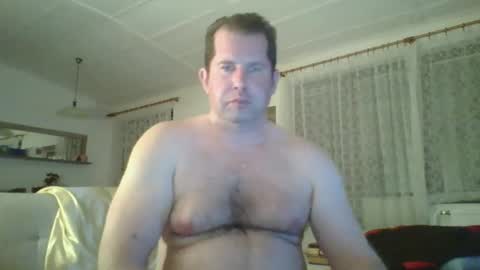 steki038434 online show from 01/26/25, 12:26