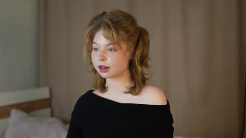 Snapshot of stela_vanila chatting on 09/12/25, 11:15 Stella online show from 09/12/25, 11:15