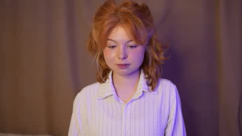 Snapshot of stela_vanila chatting on 09/16/25, 01:50 Stella online show from 09/16/25, 01:50