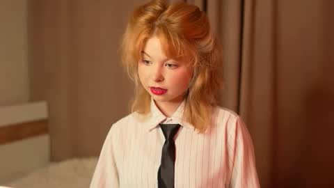 Snapshot of stela_vanila chatting on 09/26/25, 11:20 Stella online show from 09/26/25, 11:20