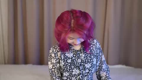 Snapshot of stela_vanila chatting on 10/21/25, 01:50 Stella online show from 10/21/25, 01:50