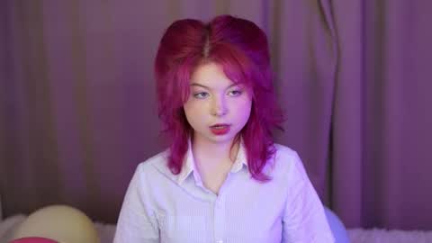 Snapshot of stela_vanila chatting on 10/24/25, 02:19 Stella online show from 10/24/25, 02:19