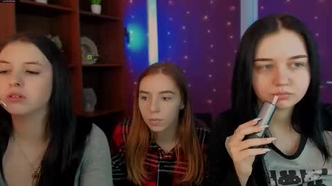 stella_flower online show from 02/04/26, 12:22