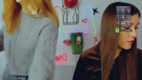 stella_flower online show from 02/16/26, 12:23