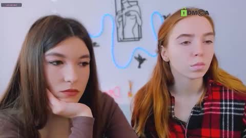 stella_flower online show from 02/28/26, 06:47