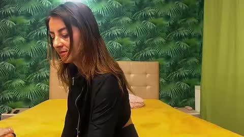 Snapshot of stella_john chatting on 12/06/24, 09:21 Stella John online show from 12/06/24, 09:21