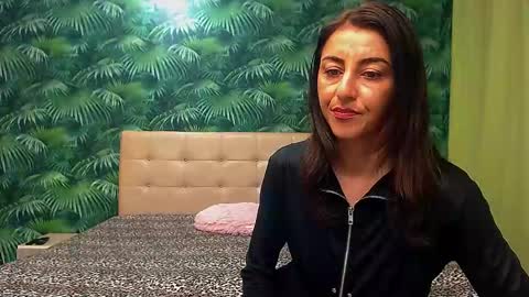 Snapshot of stella_john chatting on 02/06/25, 05:35 Stella John online show from 02/06/25, 05:35