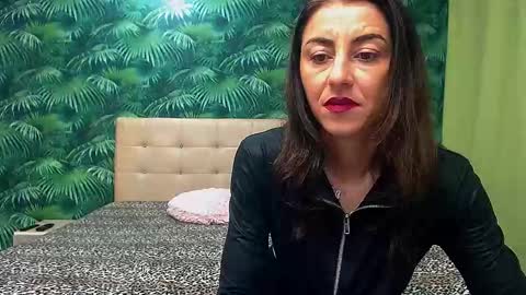 Snapshot of stella_john chatting on 02/08/25, 05:18 Stella John online show from 02/08/25, 05:18