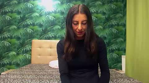 Snapshot of stella_john chatting on 11/30/25, 07:01 Stella John online show from 11/30/25, 07:01