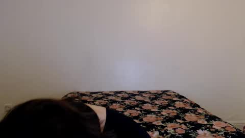 Snapshot of stella_john chatting on 02/15/26, 07:38 Stella John online show from 02/15/26, 07:38