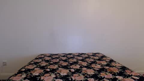 Snapshot of stella_john chatting on 02/26/26, 06:56 Stella John online show from 02/26/26, 06:56