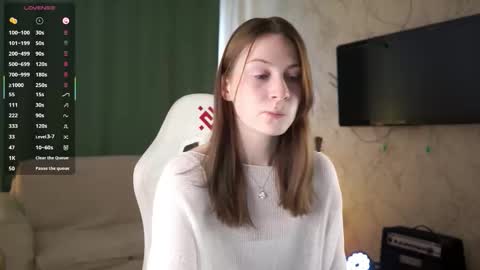 Stella online show from 09/11/25, 07:52