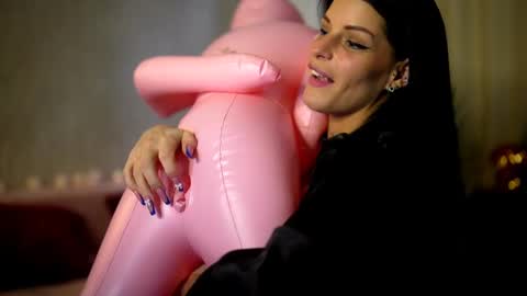 Snapshot of stella_shock chatting on 03/09/25, 01:15 Stella online show from 03/09/25, 01:15