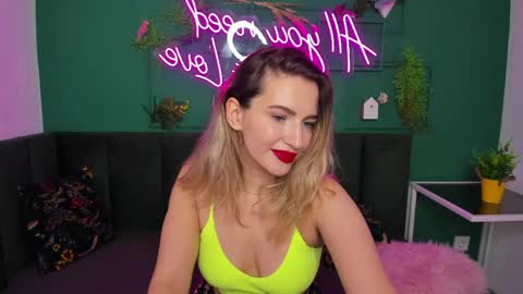 Stella online show from 04/16/26, 02:12