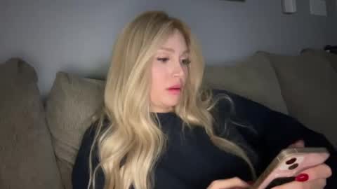 Stella Bella online show from 02/09/25, 10:53