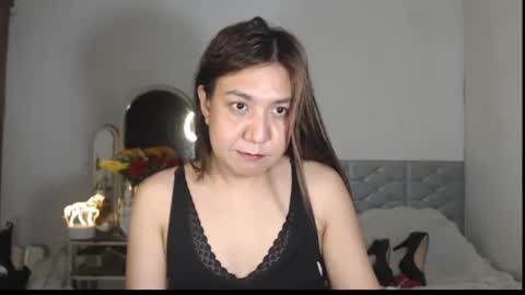 Stella online show from 11/06/25, 04:52