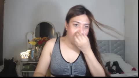 Stella online show from 11/30/25, 09:24