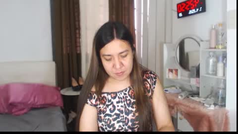 Stella online show from 04/07/26, 08:26