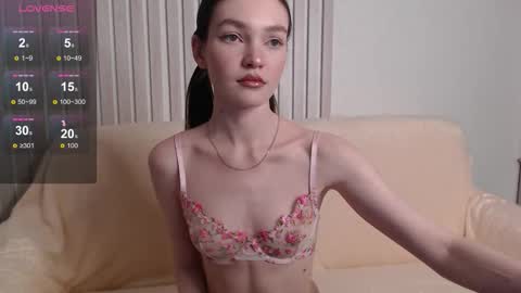 stellapayne online show from 11/04/25, 11:59